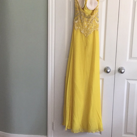 Silk chiffon evening gown - Picture 4 of 7